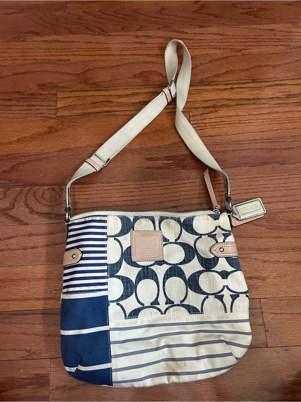 Vintage Coach Patchwork Signature Canvas Crossbody Bag Navy White Leather